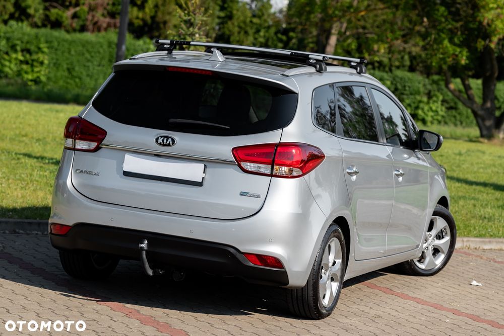 Kia Carens 1.7 CRDi 141 ISG Vision - 14