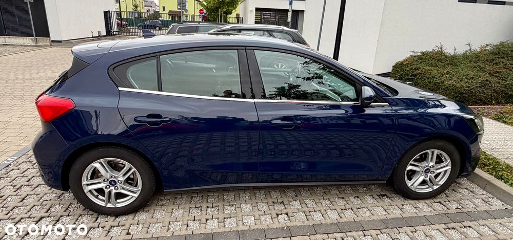 Ford Focus 1.0 EcoBoost Active - 4