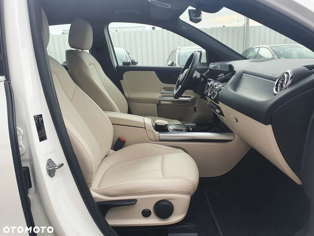 Mercedes-Benz EQA 250 66.5kWh Progressive - 17