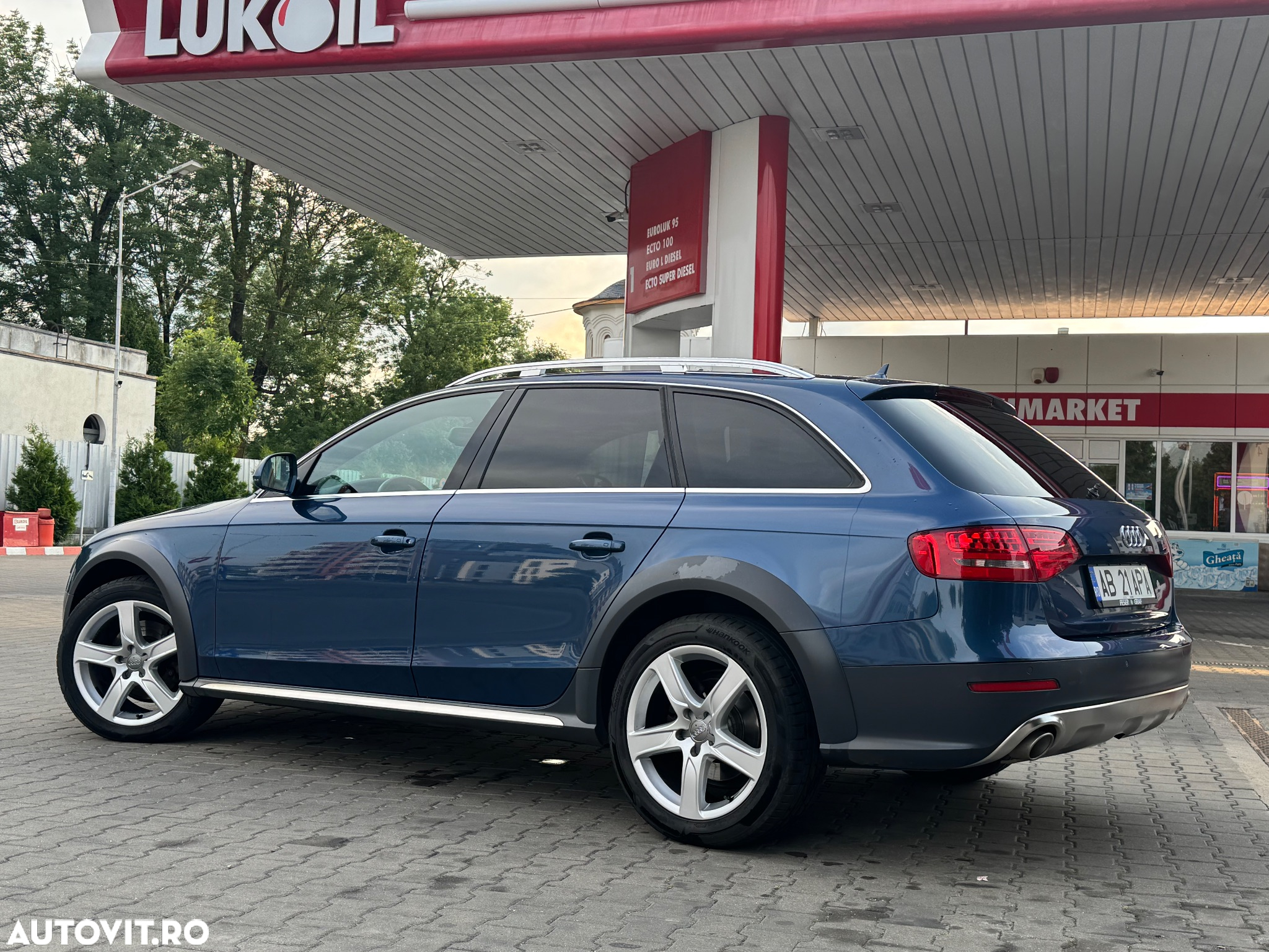 Audi A4 Allroad quattro 3.0 TDI DPF - 4