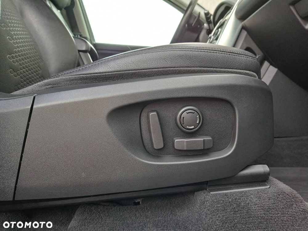 Land Rover Discovery Sport 2.0 Si4 SE - 15