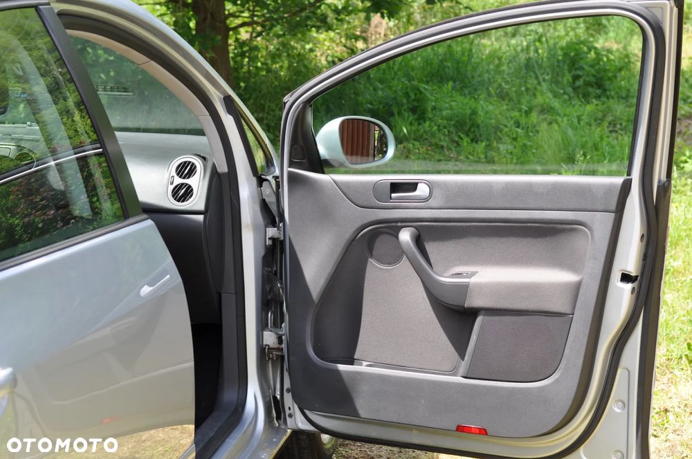 Volkswagen Golf 1.9 TDI Tour Edition - 23