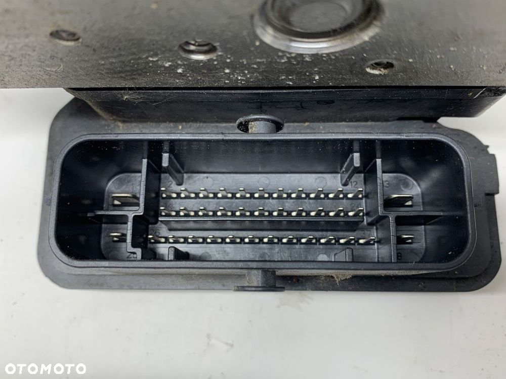 POMPA ABS - 150.00 PLN - JEEP CHEROKEE (KL) 2013 - 2022 3.2 V6 200 kW [272 KM] benzyna 2013 - 2022 - 4