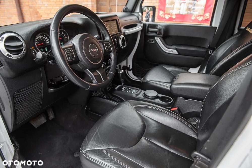 Jeep Wrangler Unlimited 3.6 Automatik X - 14