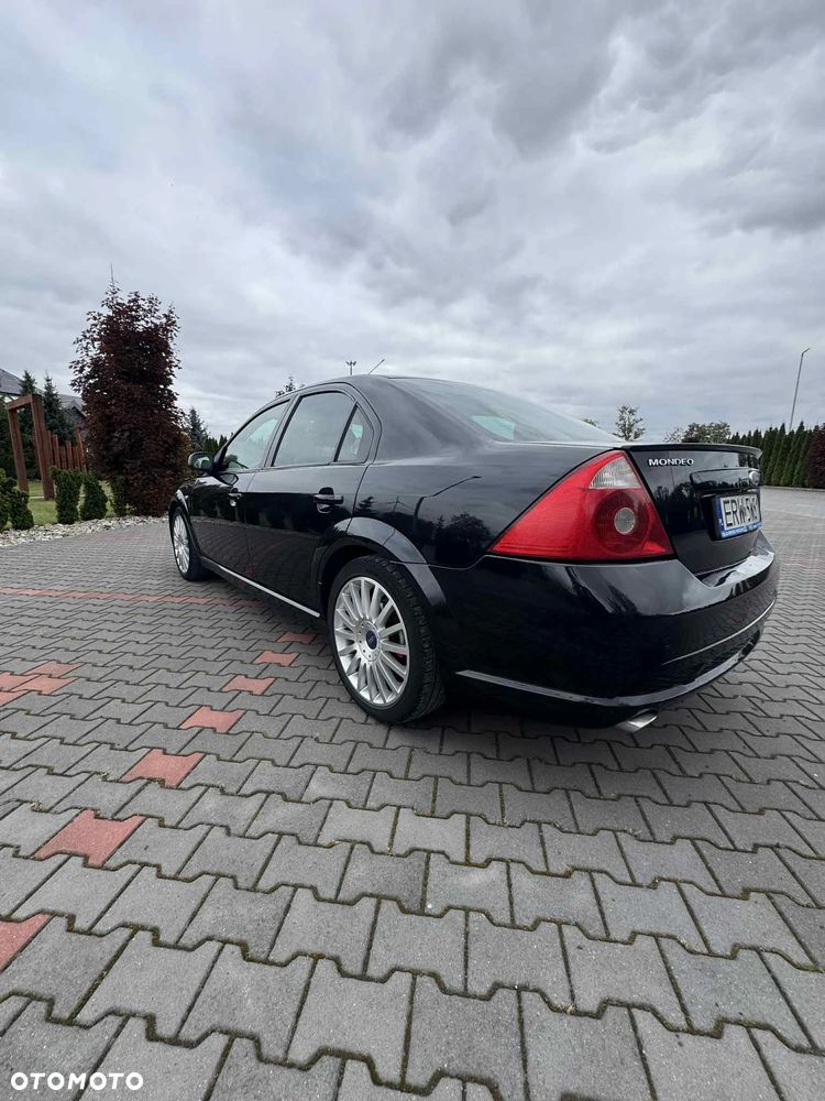 Ford Mondeo V6 ST 220 - 5