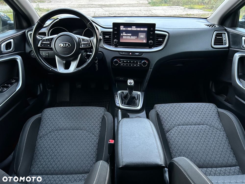 Kia XCeed 1.4 T-GDI M - 14