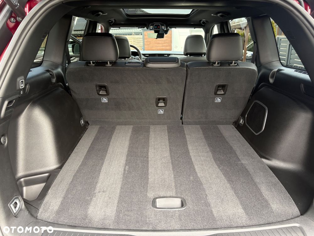 Jeep Grand Cherokee - 19