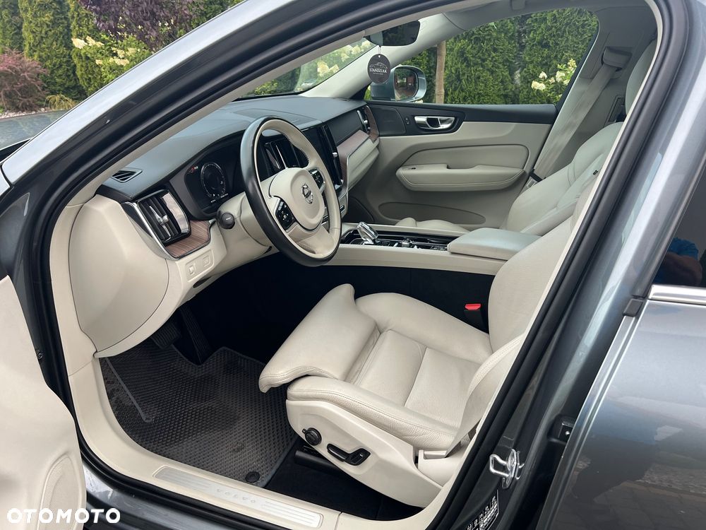 Volvo XC 60 B4 D AWD Inscription - 21