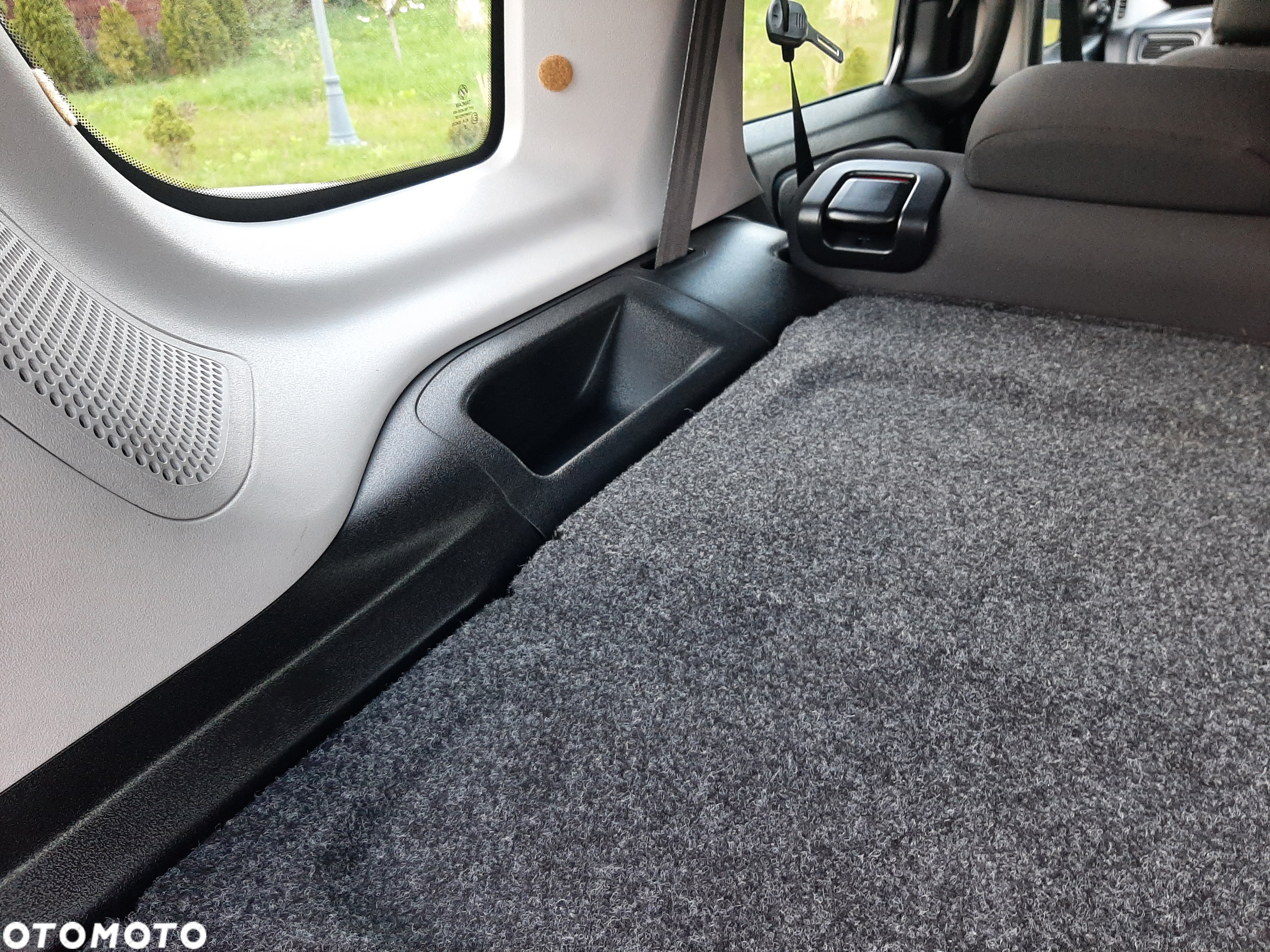 Opel Combo Tour 1.4 Cosmo - 31