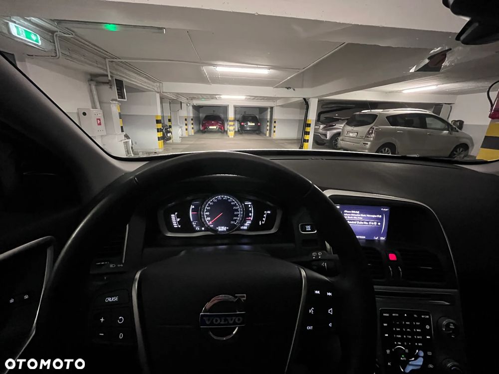 Volvo XC 60 T6 Geartronic Momentum - 12