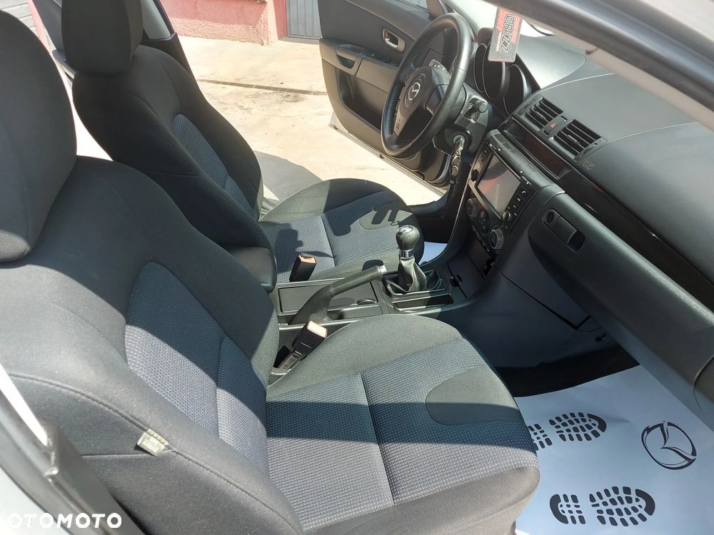 Mazda 3 1.6 Sport Exclusive - 23