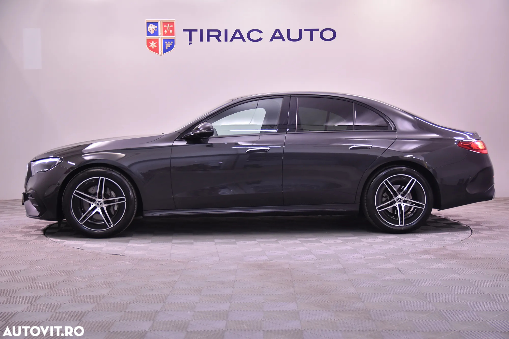 Mercedes-Benz E 200 MHEV Aut. - 2