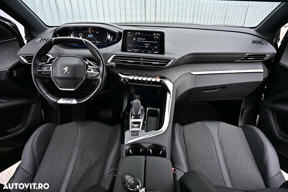 Peugeot 3008 1.2 PureTech 130 EAT8 GT - 17