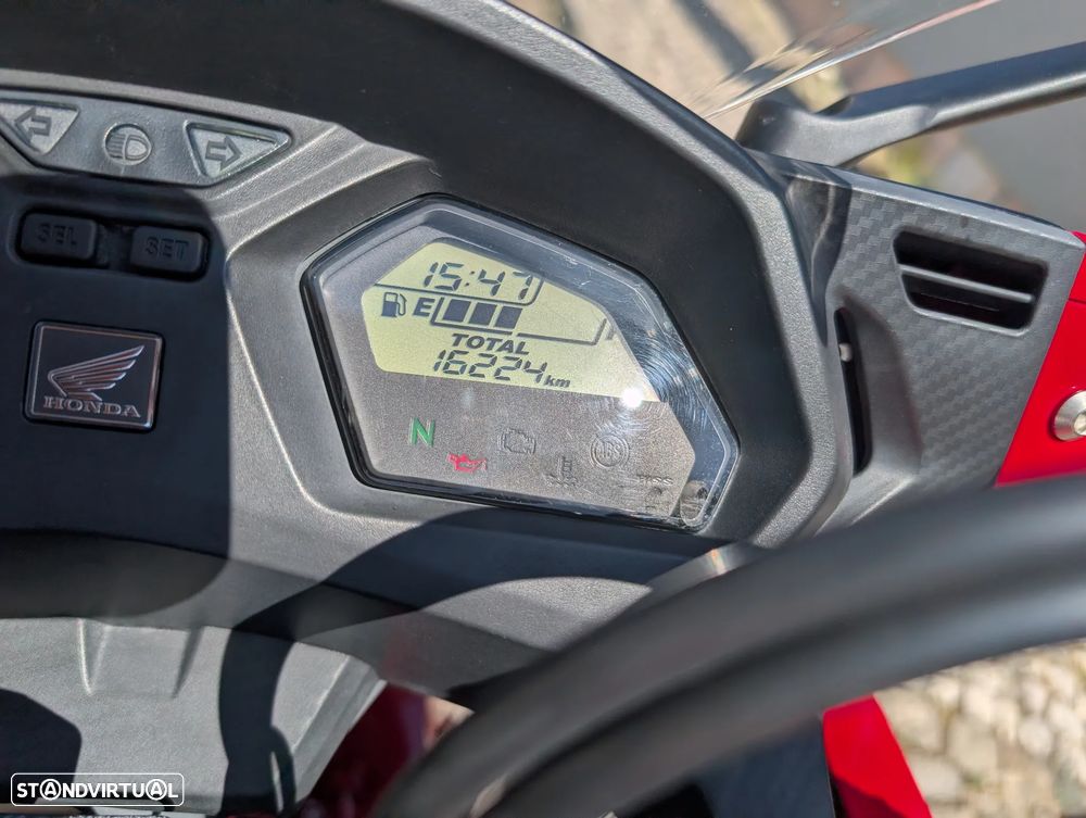 Honda CBR CBR650F - 13