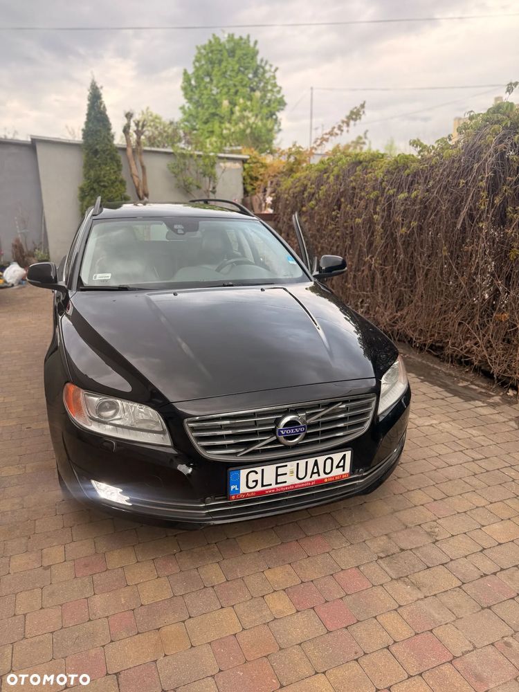 Volvo V70 D2 Summum - 4