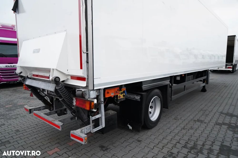 Schmitz Cargobull REFRIGERAT / THERMO KING SLX SPECTRUM / 1 axă / 11,3 M / MULTIMEMBRU / DHOLLANDIA LIFT / SAF - 13