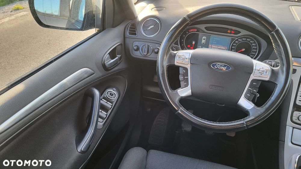 Ford S-Max 2.0 Titanium - 12