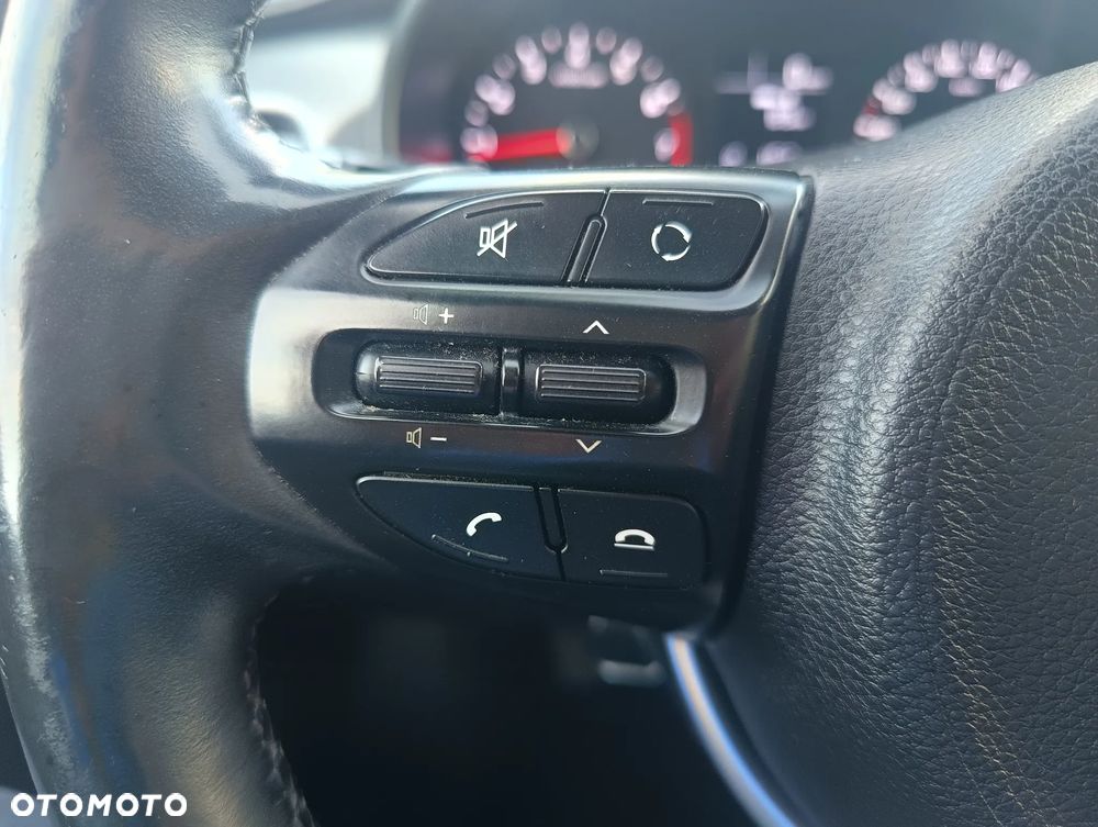 Kia Rio 1.4 Platinum Edition - 25