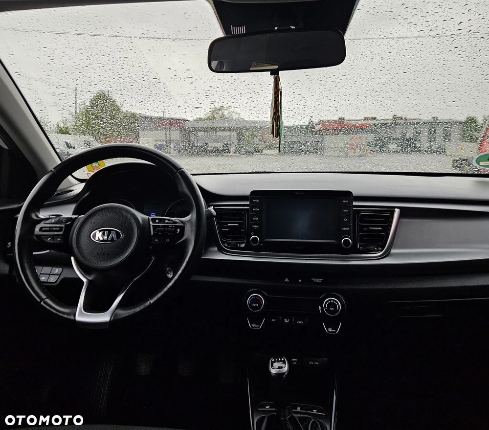 Kia Rio - 18