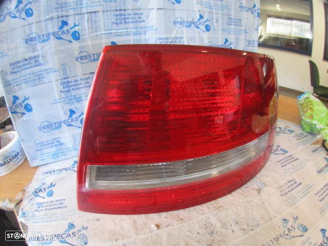 Farol Tras Stop2881 AUDI A6 3 4F FASE 1 2005 3.0TDI 4X4 V6 24V 225CV 4P CINZENTO DRT - 2