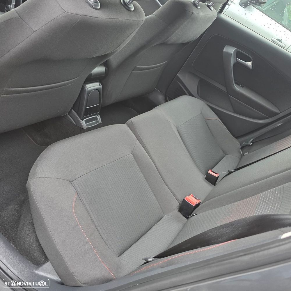 VW Polo 1.2 TSi Connect DSG - 30