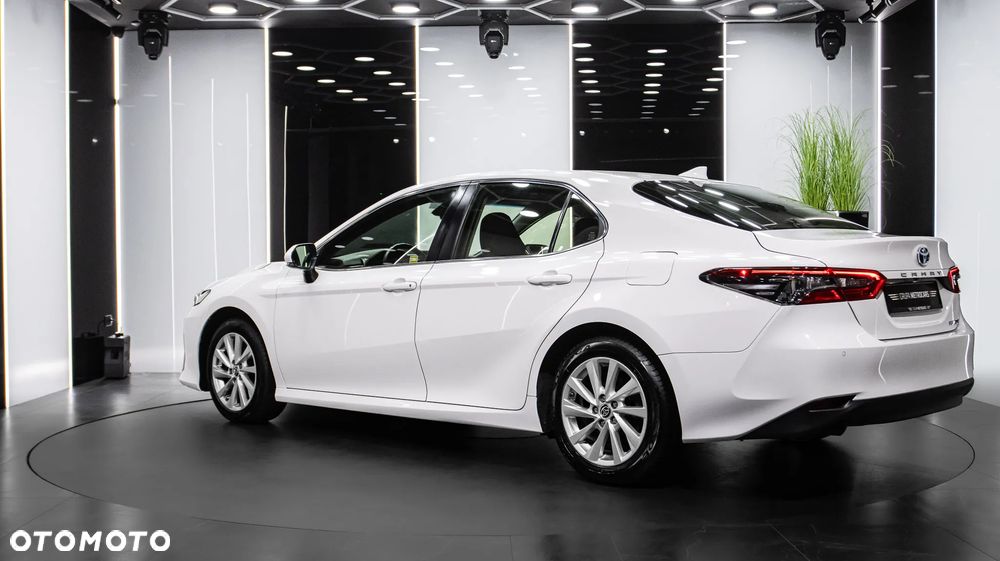 Toyota Camry 2.5 Hybrid Comfort CVT - 5