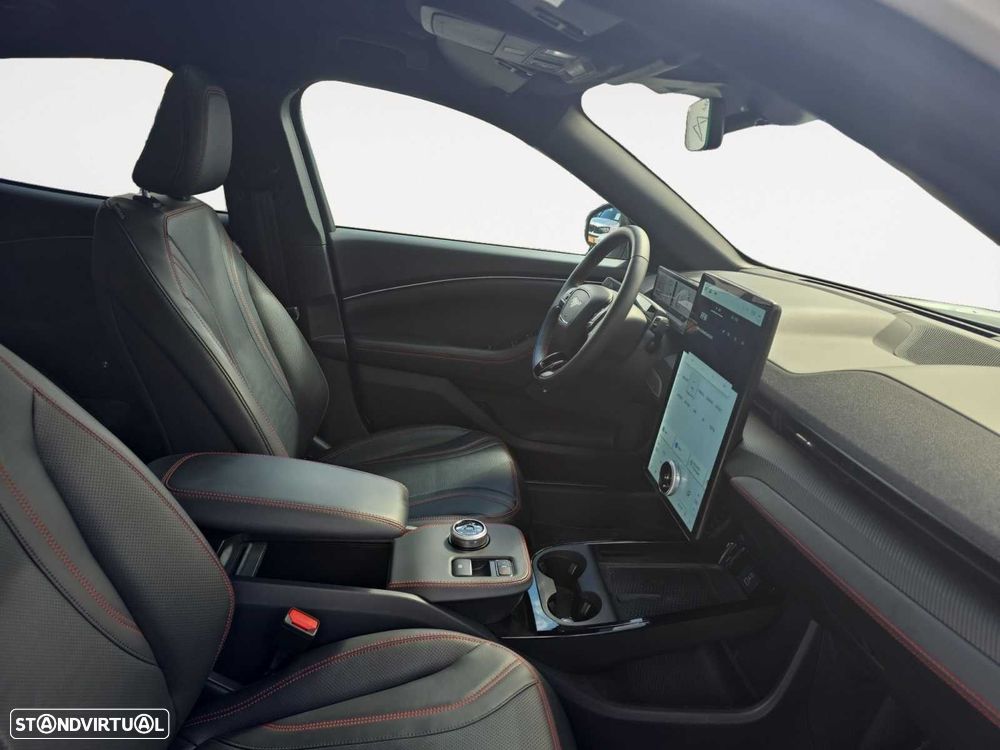 Ford Mustang Mach-E 87 kWh Premium AWD - 13