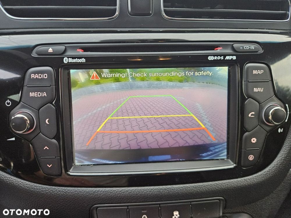 Kia Ceed 1.6 CRDi SCR L Business Line Plus - 32