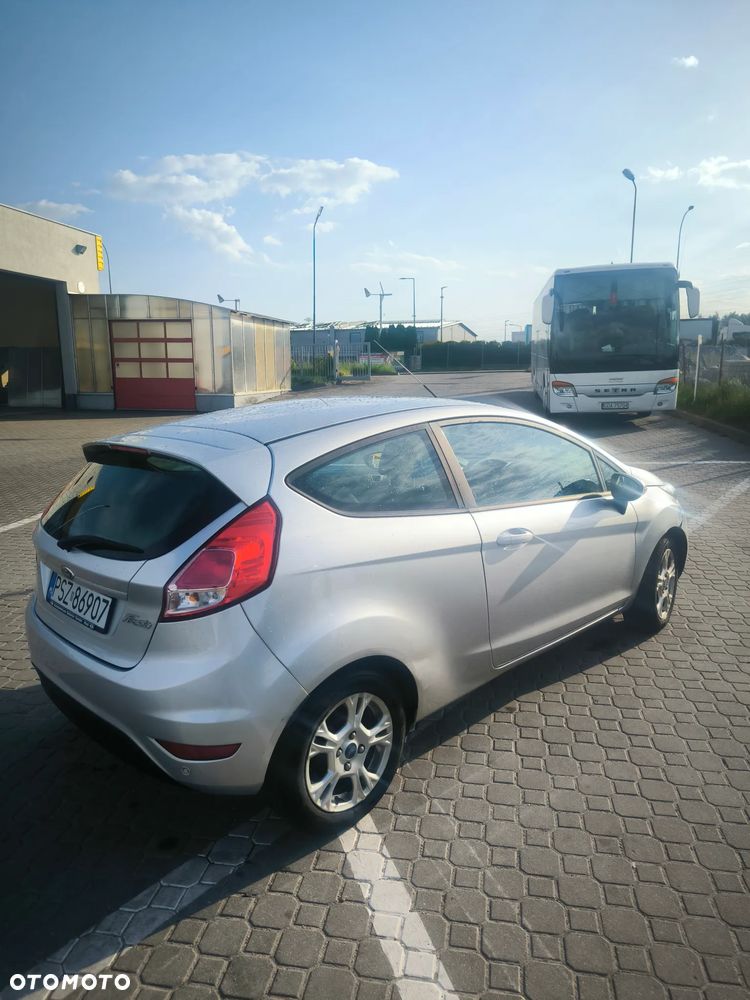 Ford Fiesta 1.25 SYNC Edition - 4