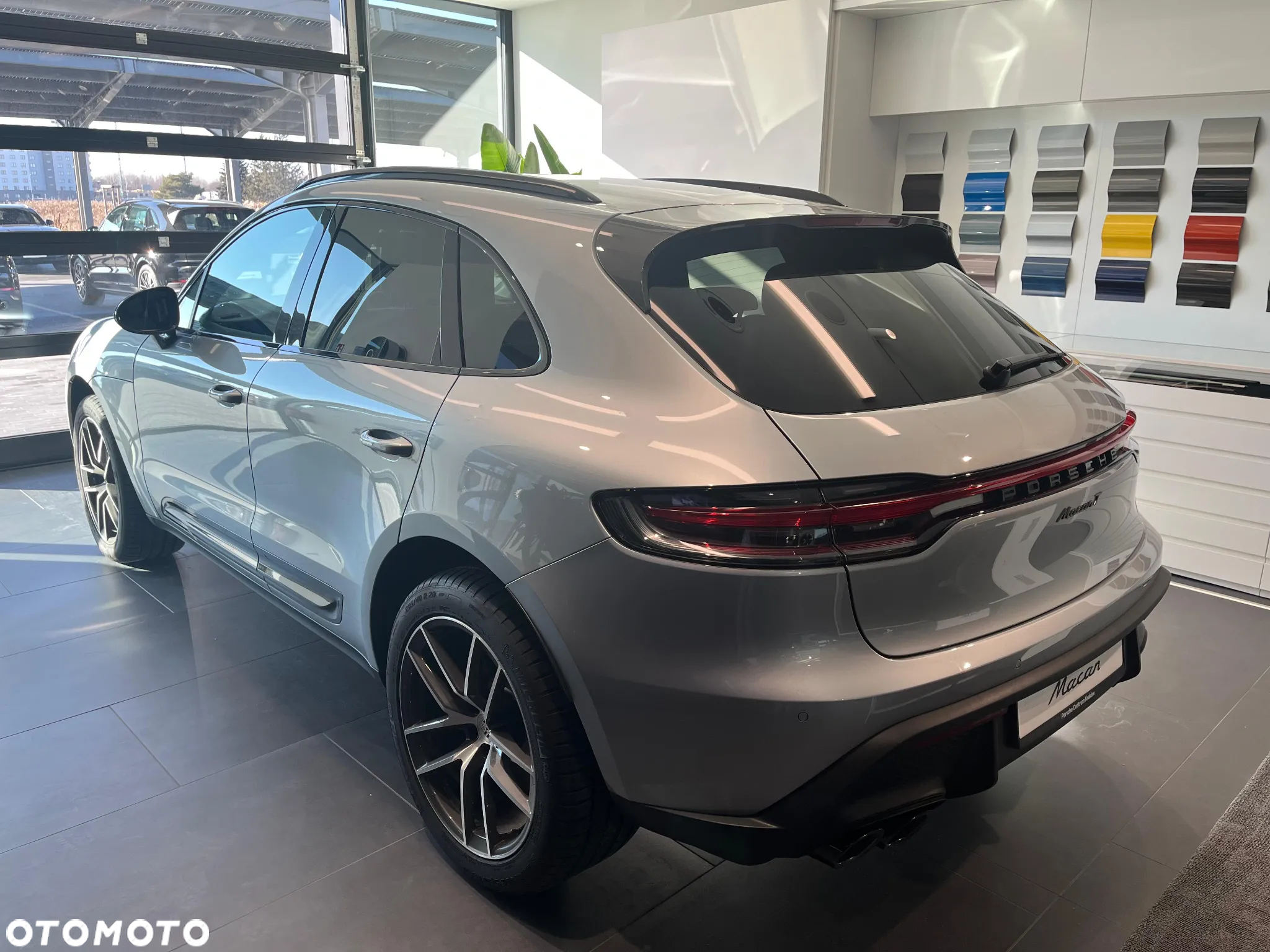 Porsche Macan T - 4