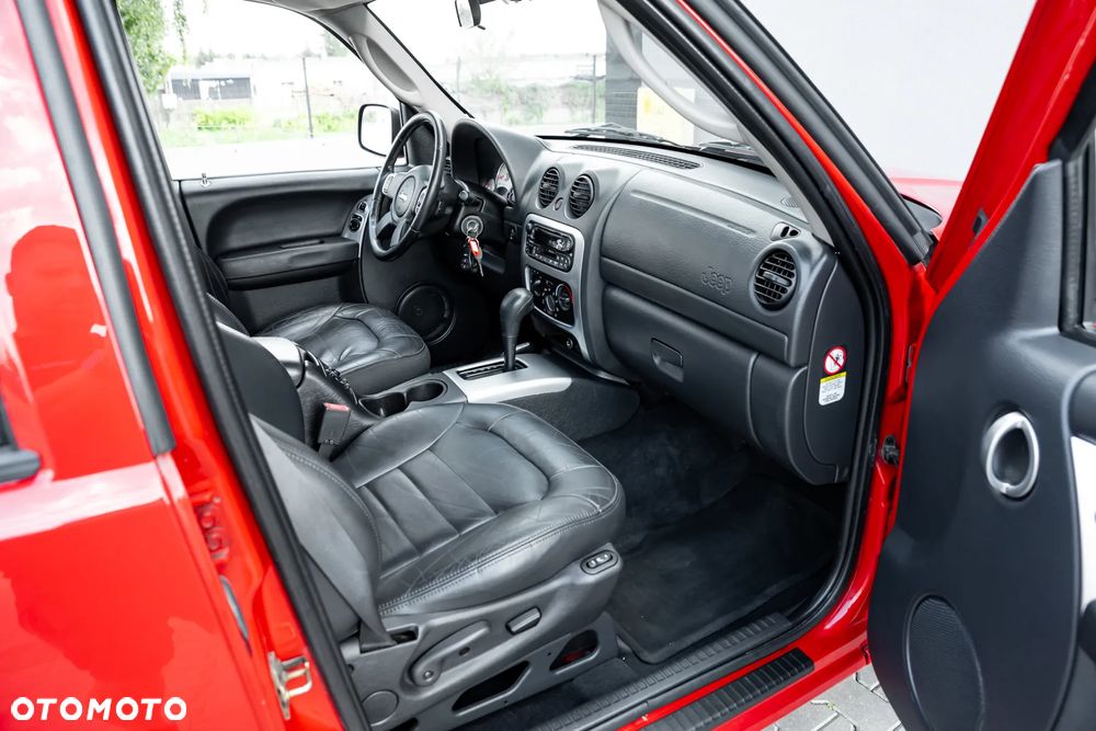 Jeep Cherokee 3.7L Limited - 13