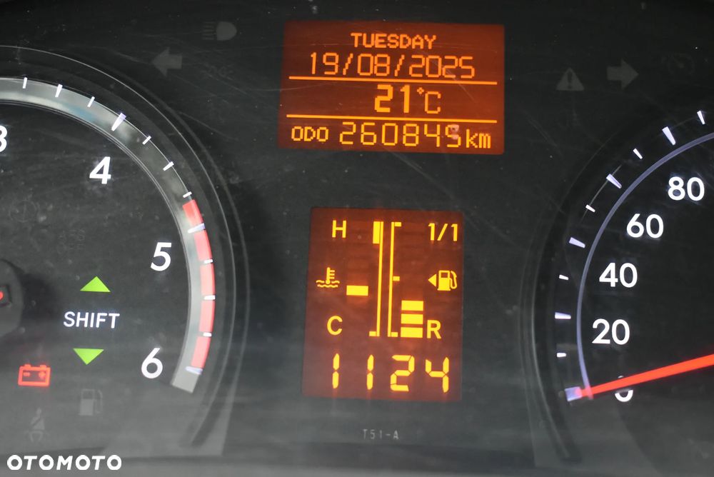 Toyota Avensis 2.0 D-4D Premium - 7