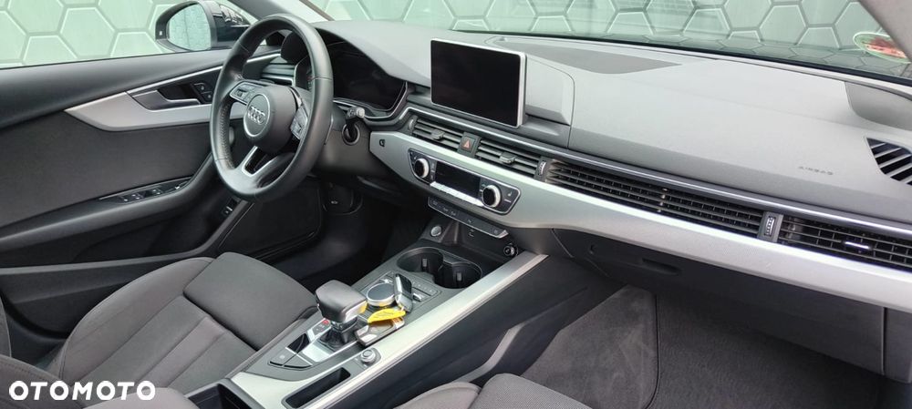 Audi A4 Avant 2.0 TDI S tronic sport - 22