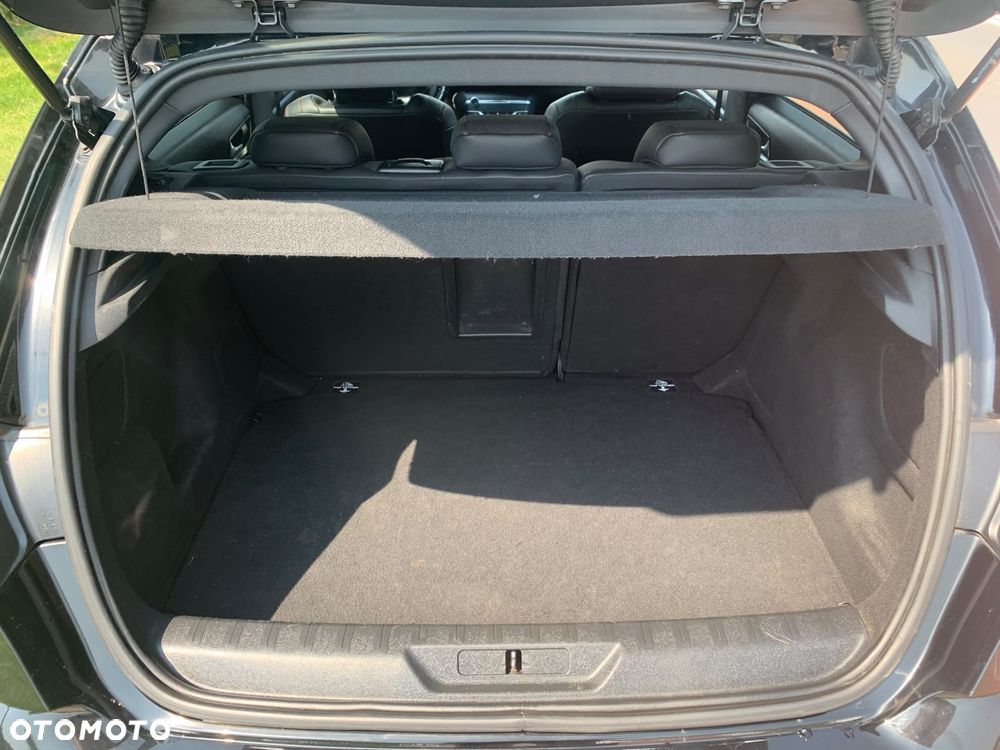 Peugeot 308 BlueHDi FAP 180 EAT8 Stop & Start GT - 25