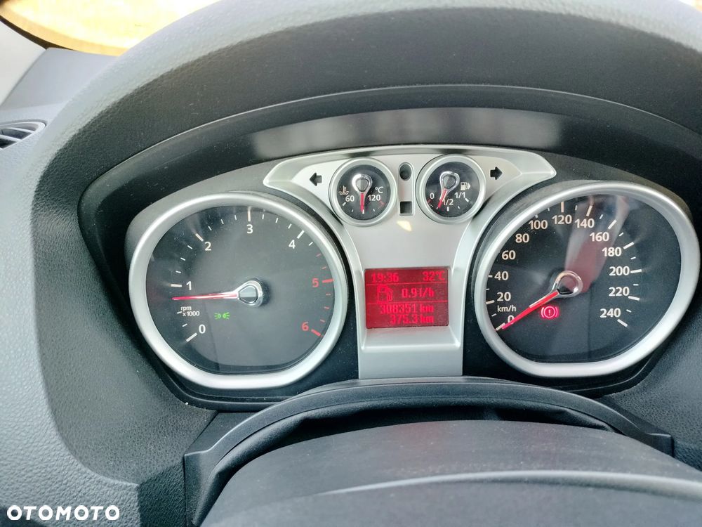 Ford Kuga 2.0 TDCi Trend - 19