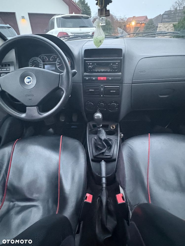 Fiat Albea 1.4 Fresh - 13