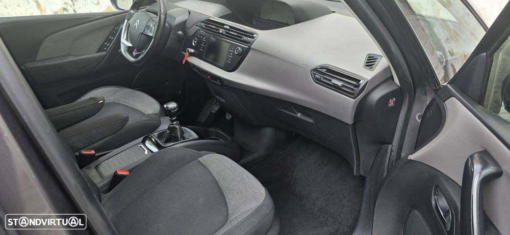 Citroën C4 Grand Picasso BlueHDi 120 FEEL - 26