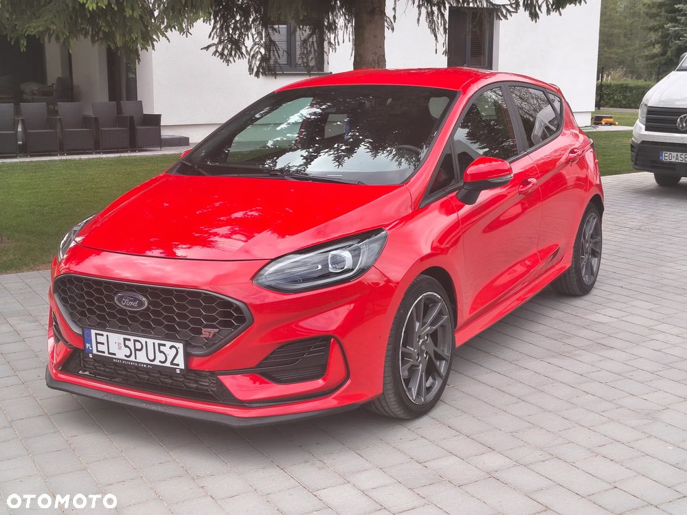 Ford Fiesta - 2