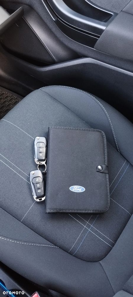Ford Fiesta 1.1 Trend - 10