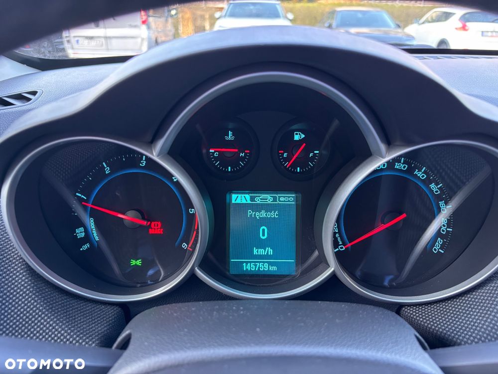 Chevrolet Cruze - 10