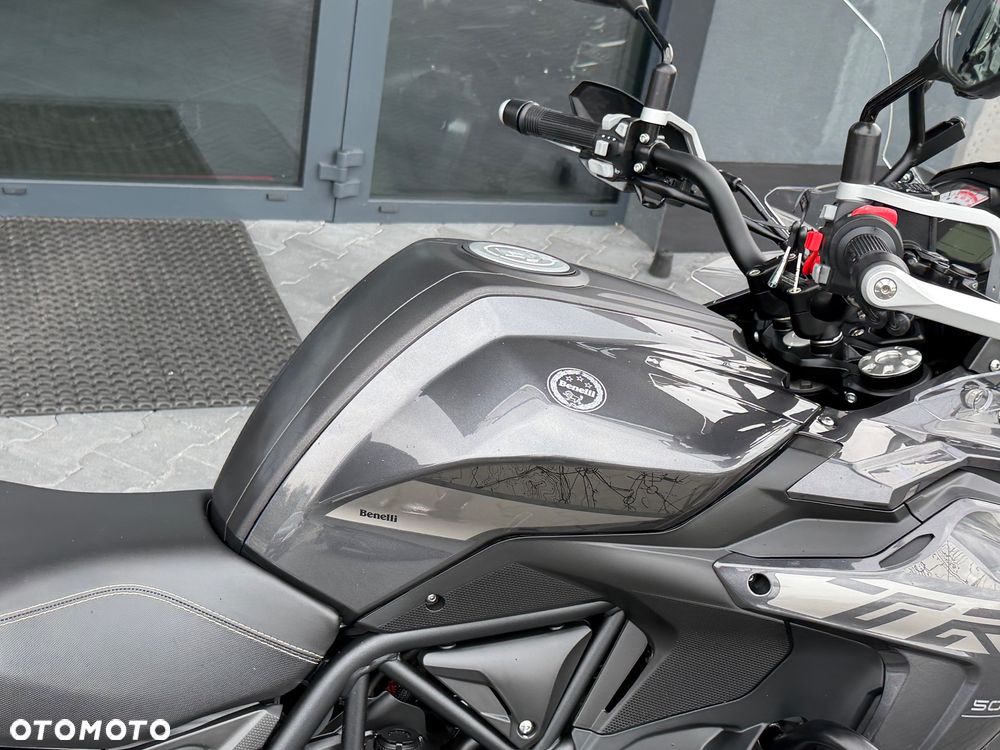 Benelli TRK 502X - 11