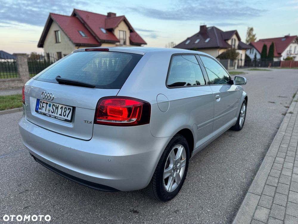 Audi A3 3-drzwiowe - 4