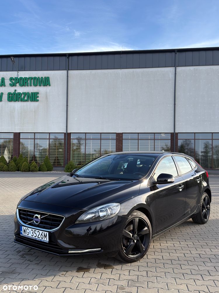 Volvo V40 D2 RDesign - 1
