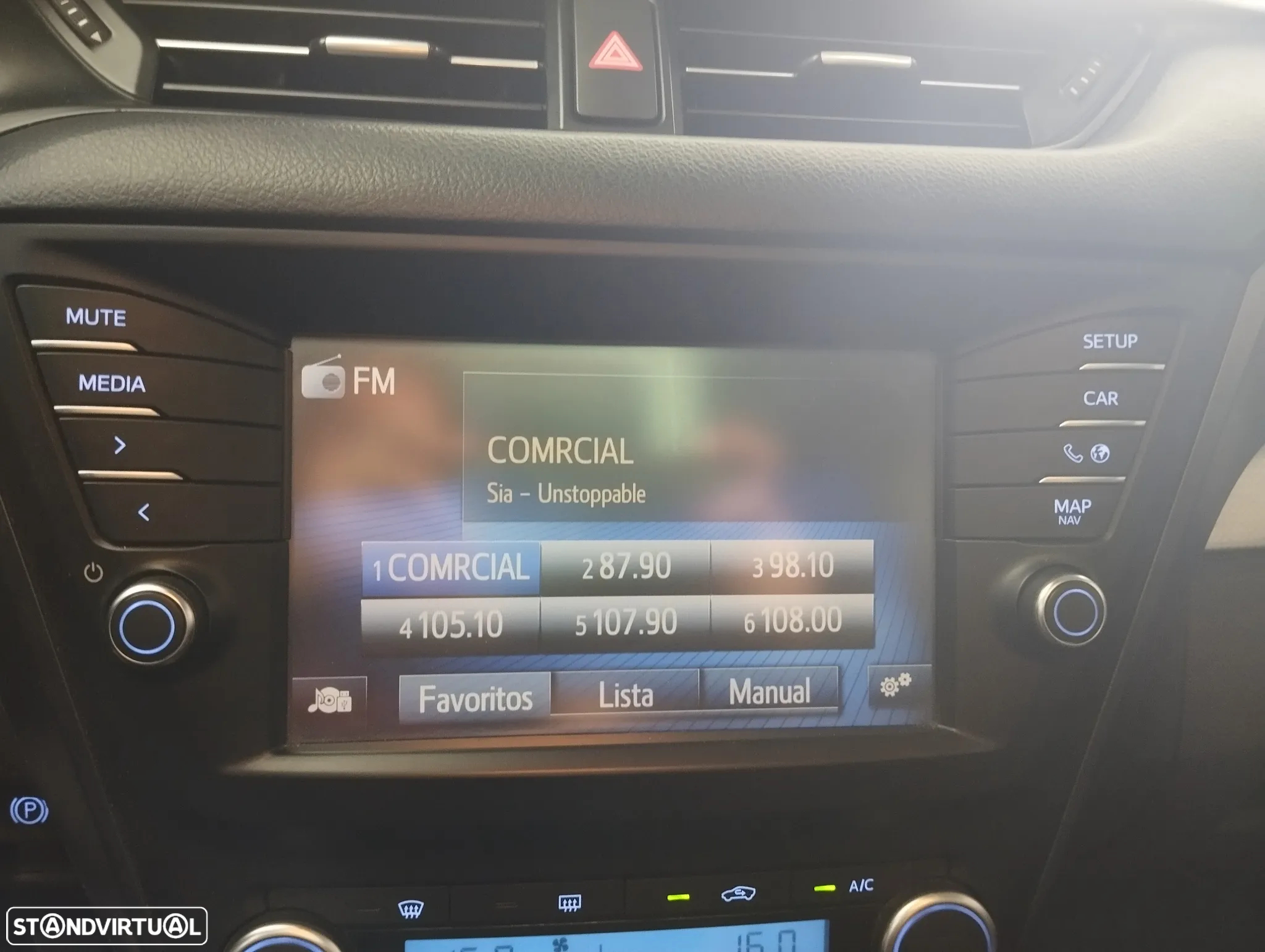 Toyota Avensis Touring Sports 1.6 D-4D - 29