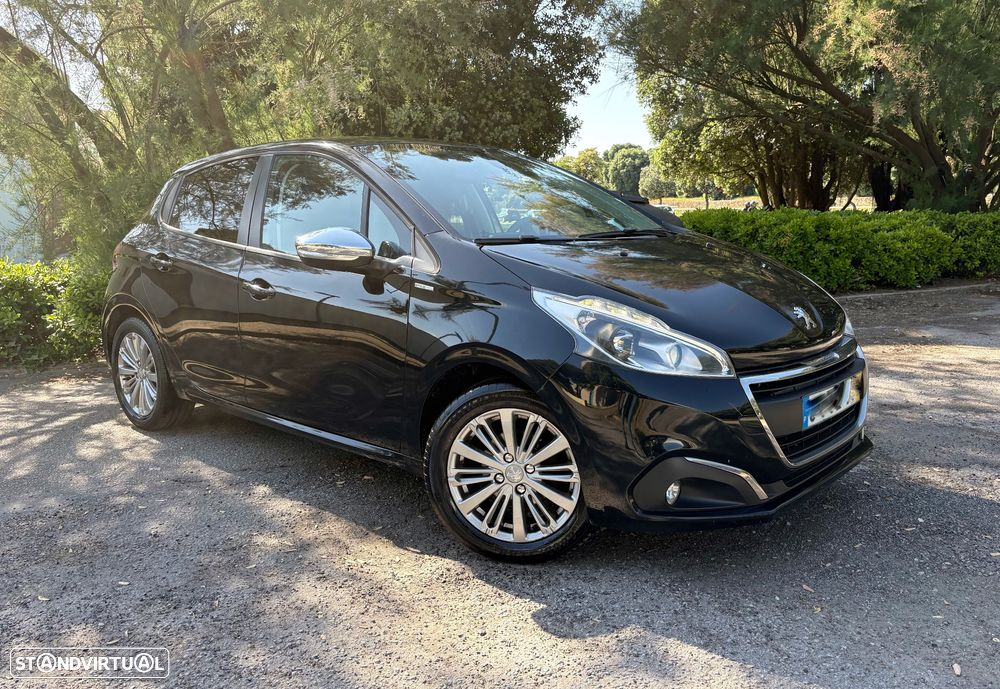 Peugeot 208 1.2 PureTech Style - 2