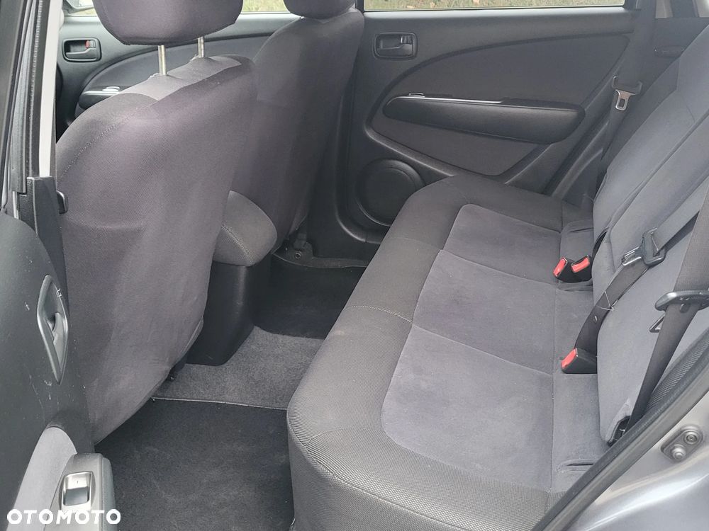 Mitsubishi Outlander 2.0 Comfort - 16