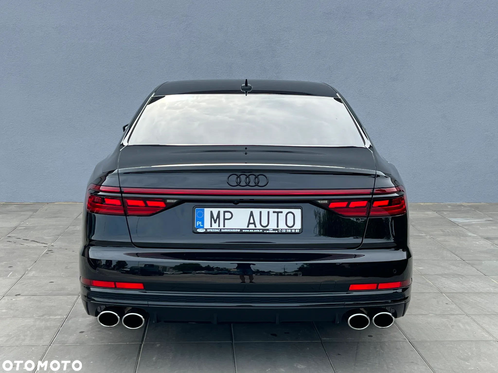 Audi S8 - 5