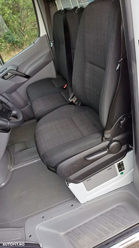 Mercedes-Benz Sprinter - 9