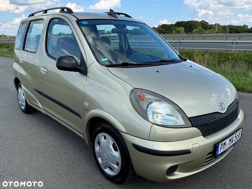 Toyota Yaris Verso 1.3 Sol - 19