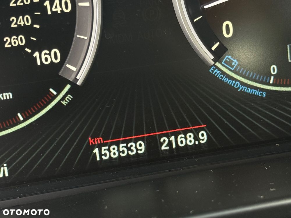BMW X5 xDrive35i - 8